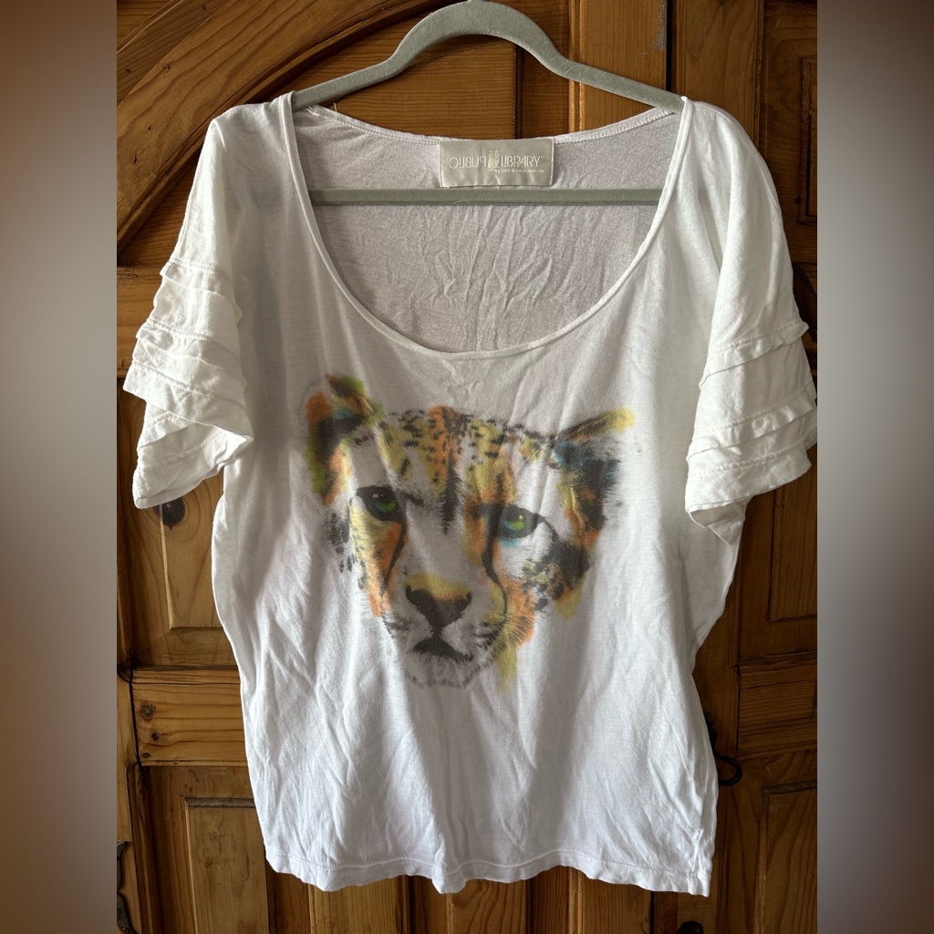Public Library Brand Vintage Tee Size L